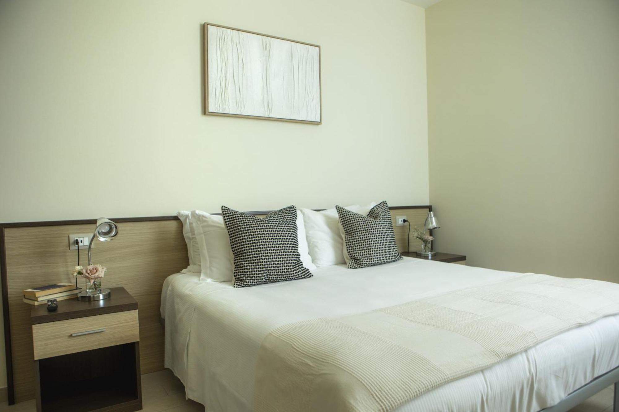 Residenze Roscioli Aparthotel Roseto Degli Abruzzi Exterior foto