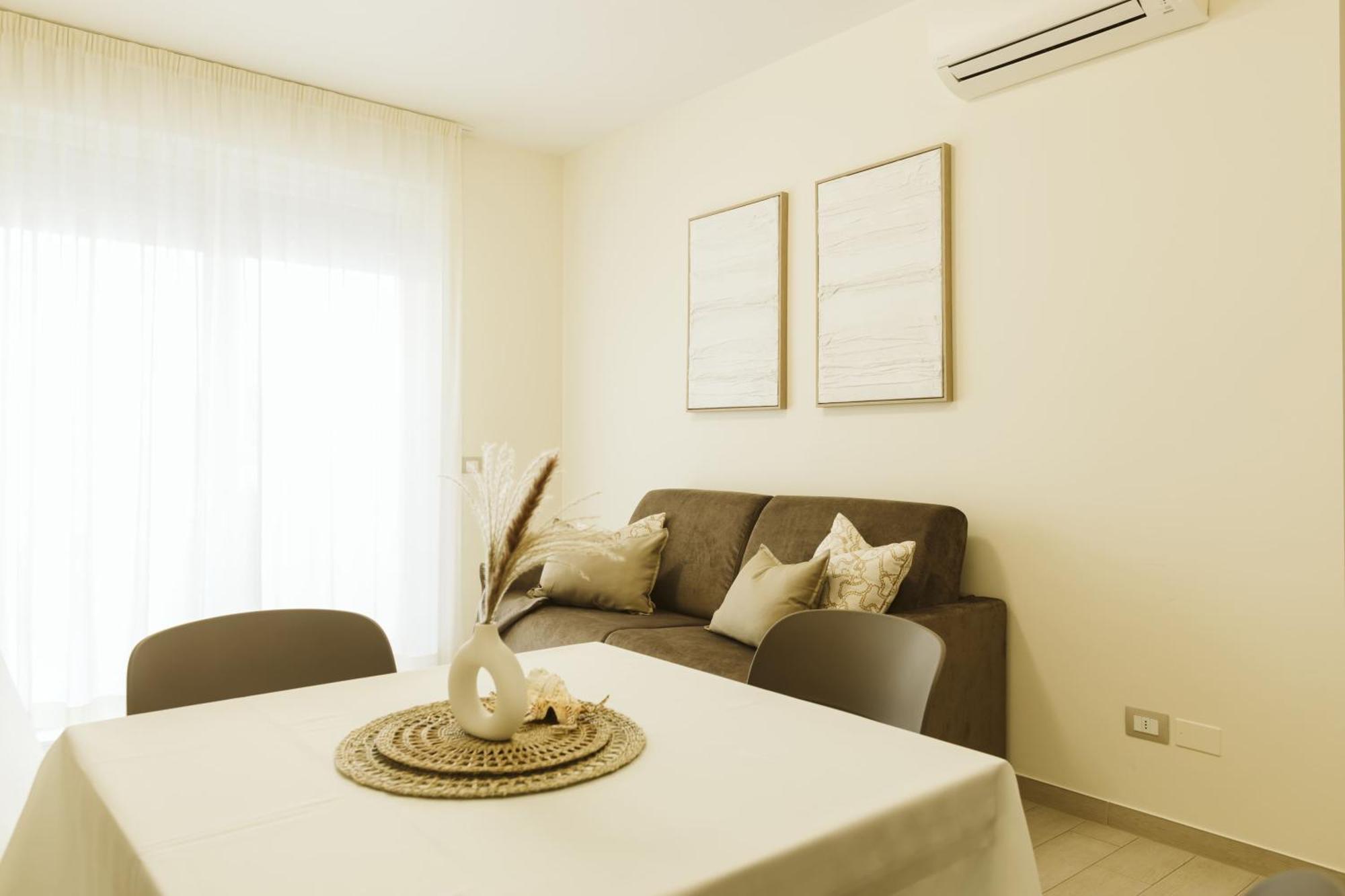 Residenze Roscioli Aparthotel Roseto Degli Abruzzi Exterior foto