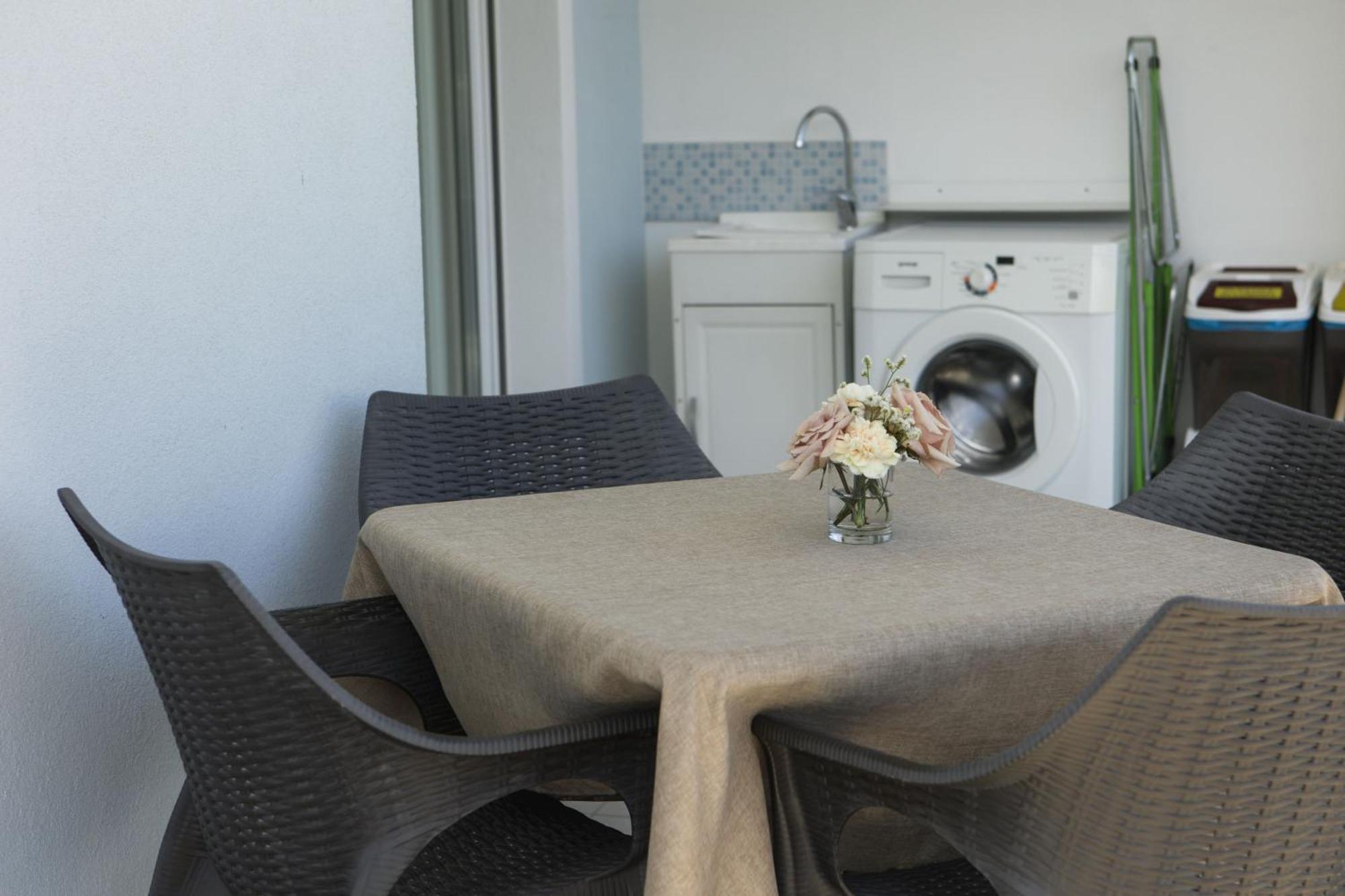 Residenze Roscioli Aparthotel Roseto Degli Abruzzi Exterior foto