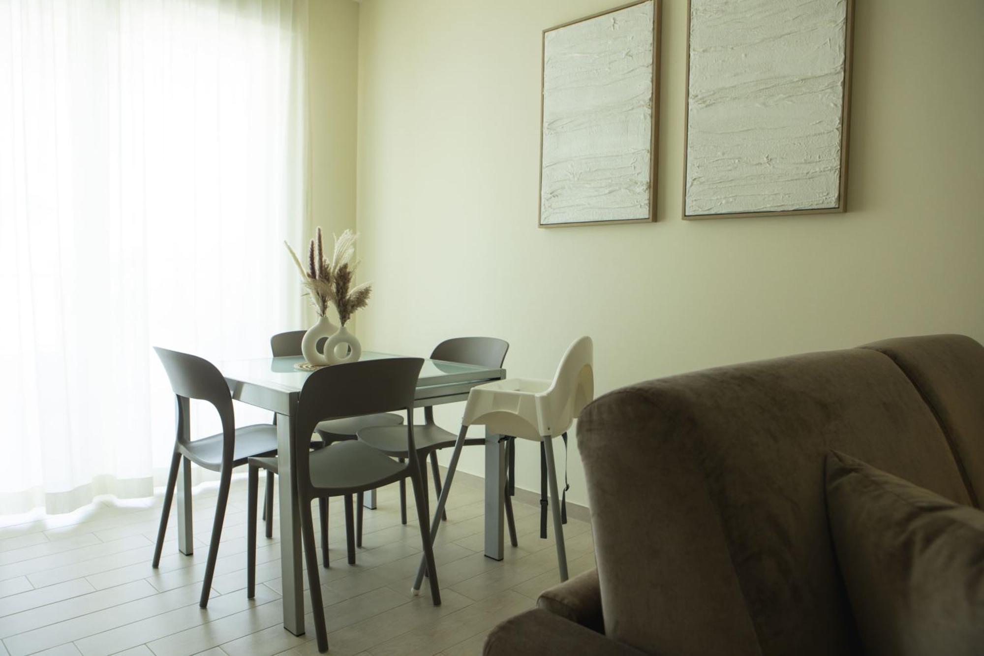 Residenze Roscioli Aparthotel Roseto Degli Abruzzi Exterior foto